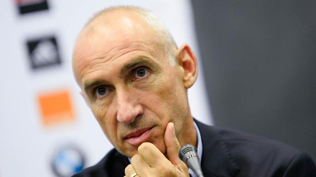 Lagisquet: "Resserrer le groupe en vue du Mondial"
