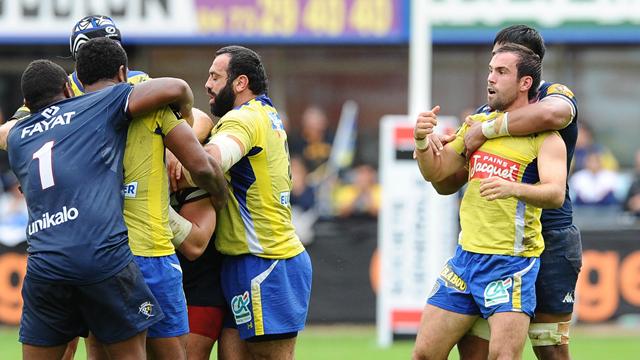 Parra suspendu 4 semaines et absent face aux All Blacks