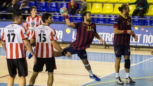 Barcelona-Sagunto: Se quedan a dos goles de su récord (43-20)