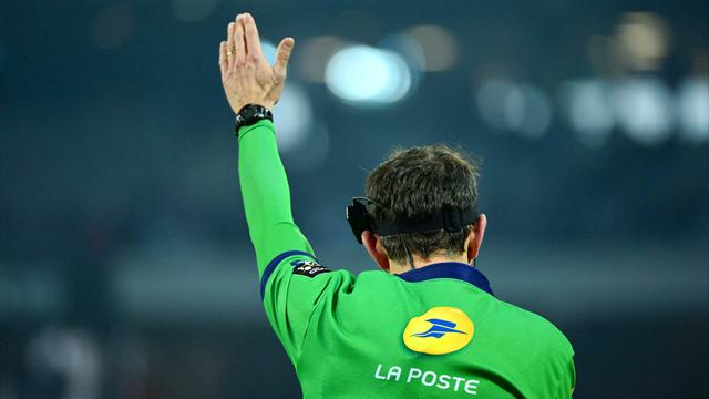 Méné fustige le comportement de Laporte envers les arbitres