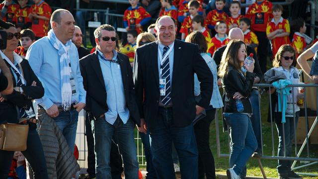 Neys: "Plus question de parler de fusion"