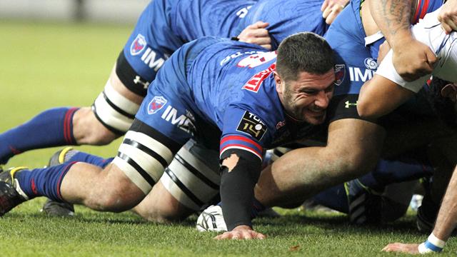 Best: "Oyonnax a la pression, pas nous"
