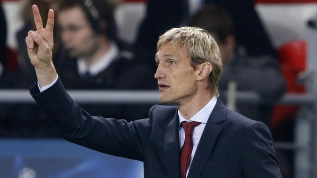 Leverkusen sack coach Hyypia after Hamburg defeat