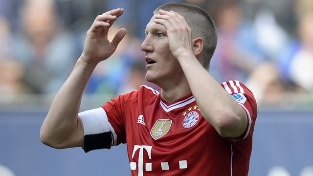 Augsburg inflict first league defeat on Bayern Munich
