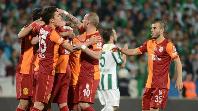 Bursaspor-Galatasaray: 2-5 / MAÇ ÖZETİ