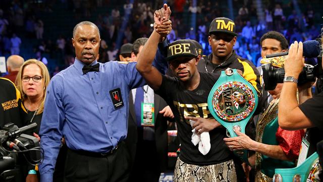 Mayweather domine Maidana et conserve son invincibilité