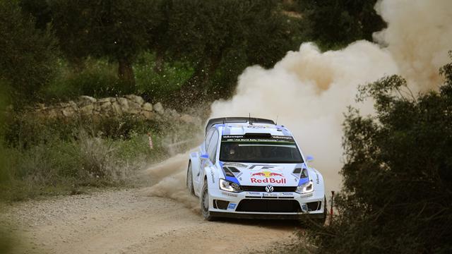 Ogier s'échappe, Latvala mord la poussière