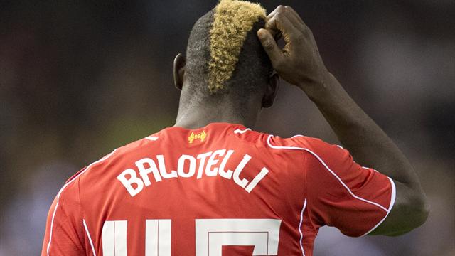 Accusé de racisme, Balotelli s’excuse mais risque toujours cinq matches de suspension