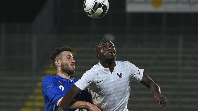 Италия проиграла Франции в дебютном матче Доннаруммы