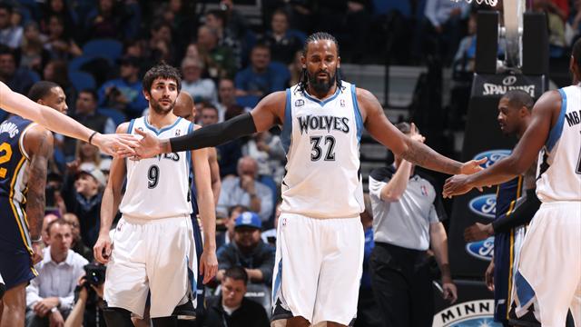 Ronny Turiaf à Philadelphie, Brewer part à Houston Ronny Turiaf à Philadelphie, Brewer part à Houston