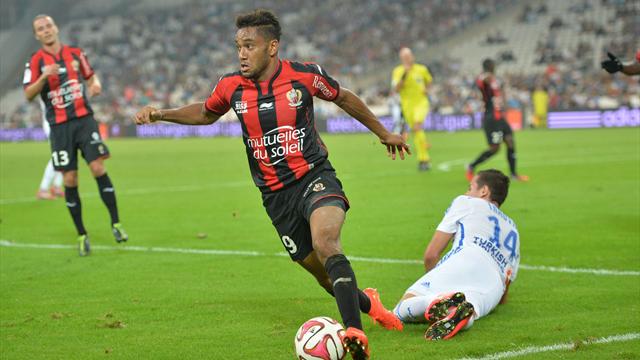 La force de frappe anglaise a encore frappé : Amavi signe à Aston Villa