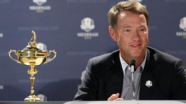 Ryder Cup captain Davis Love suffers bad break snowboarding