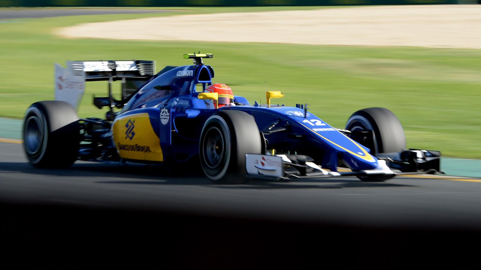 Spécial Sebastian Vettel (Formule un) - Page 12 1434919-30695258-1600-900