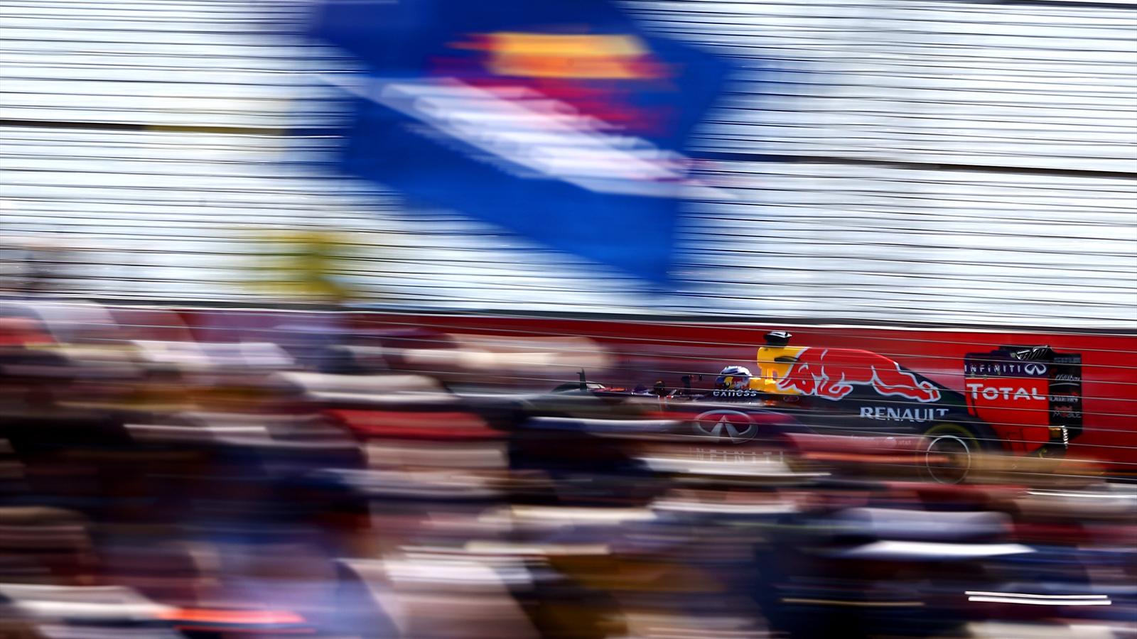 Spécial Sebastian Vettel (Formule un) - Page 12 1436986-30736614-1600-900