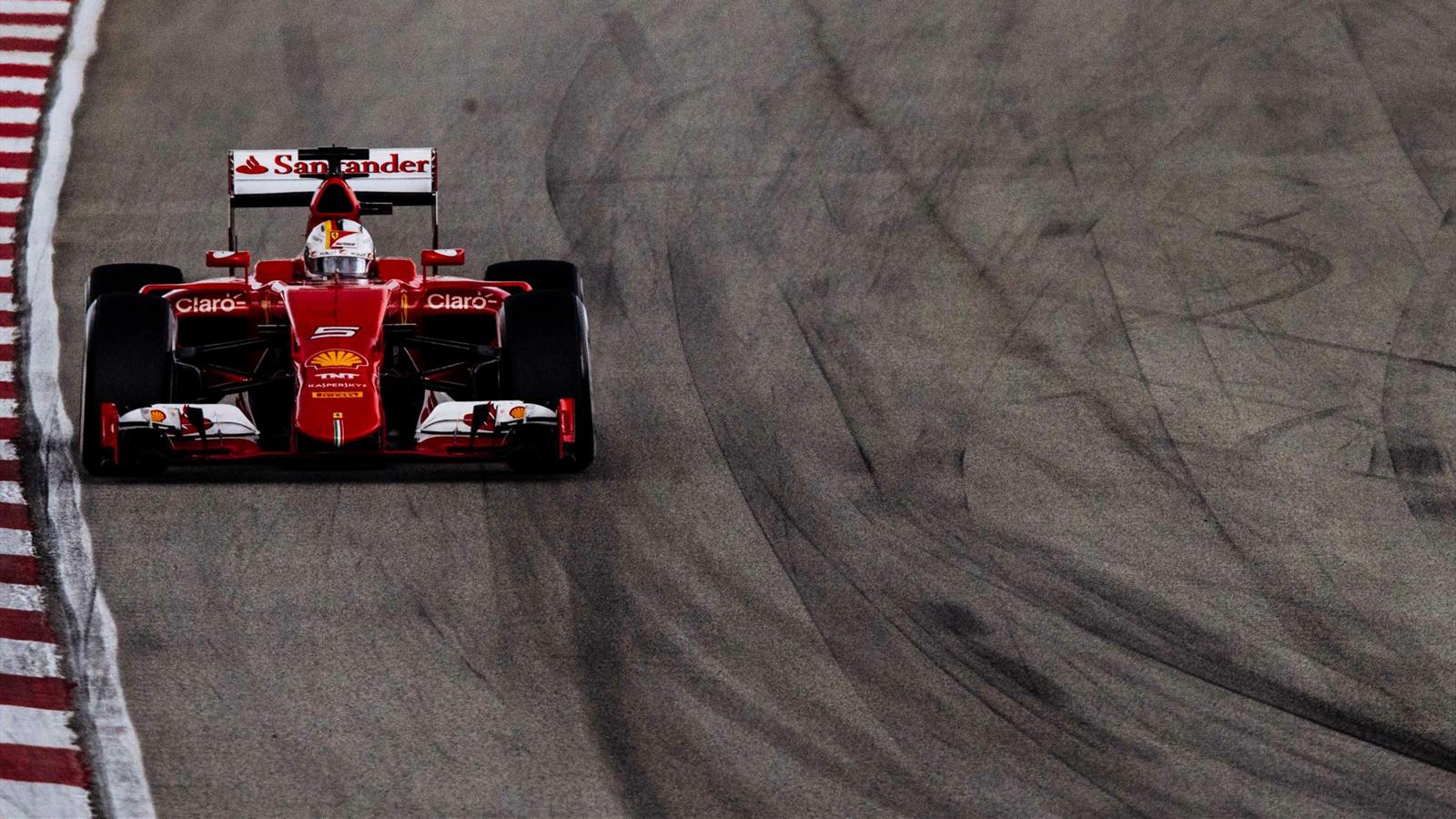 Spécial Sebastian Vettel (Formule un) - Page 13 1445646-30909770-1600-900