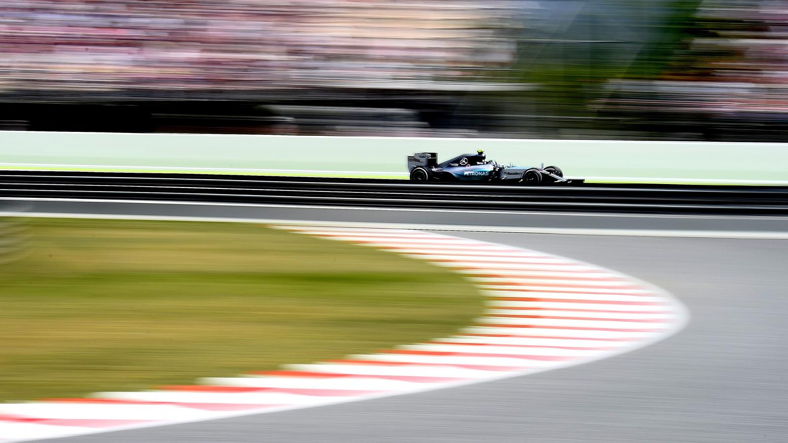 Spécial Sebastian Vettel (Formule un) - Page 18 1504911-32095388-1600-900