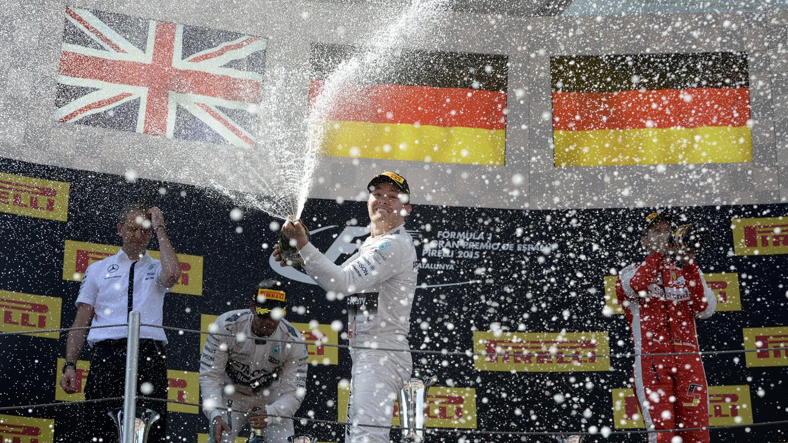 Spécial Sebastian Vettel (Formule un) - Page 18 1505417-32105508-1600-900