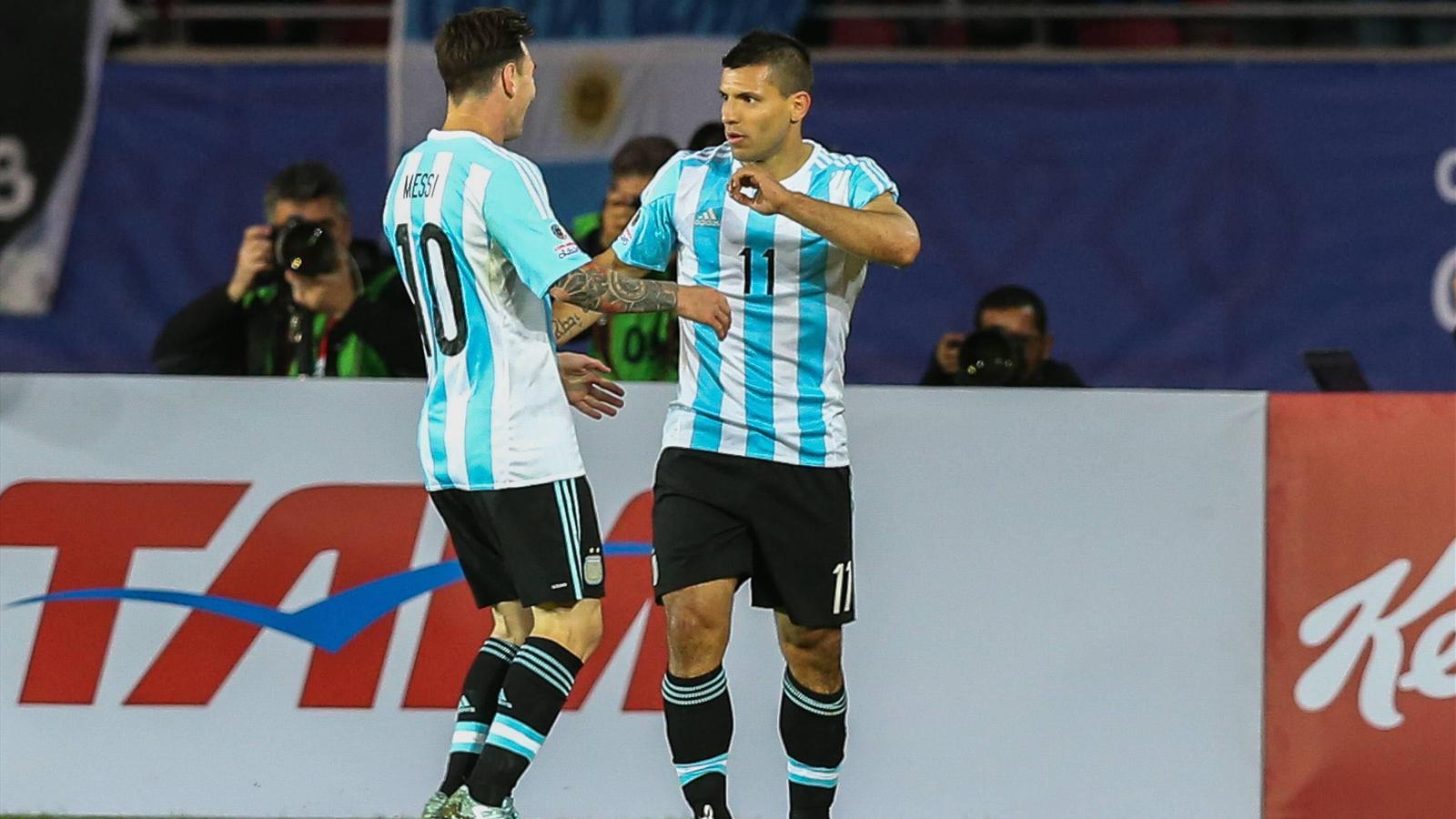 Lionel Messi et Sergio Agüero avec l'Argentine face au Paraguay - Copa America 2015