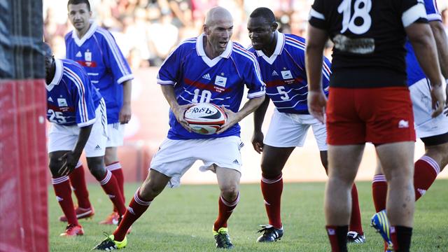 Zidane, Deschamps, Pirès, Armitage… Pour la bonne cause, rugby et foot ont fait bon ménage à Mayol