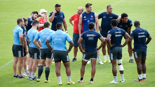 Même en pleine préparation, les Bleus n’oublient pas pour autant leur club
