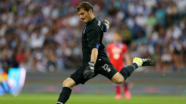 El Oporto empata ante el Marítimo y Casillas encaja su primer gol en Liga