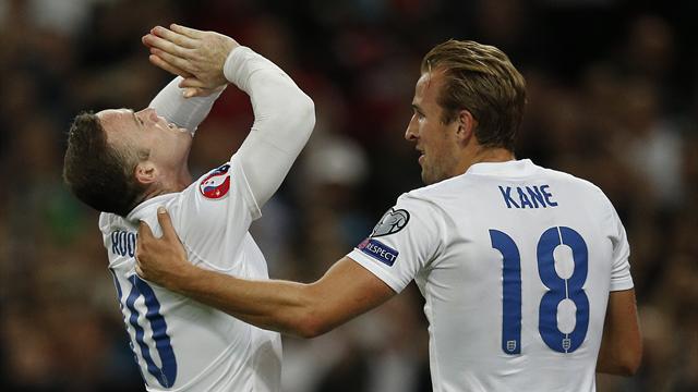 L’Angleterre fête le cinquantenaire de Rooney, désormais seul devant Charlton