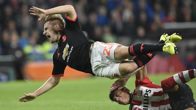 Pour Shaw, c’est grave : il souffre d’une double fracture de la jambe