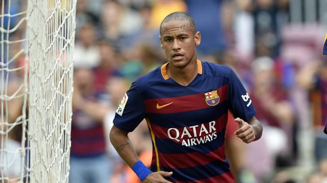 La nouvelle coupe de Neymar affole Twitter, pas fan du crâne rasé du Brésilien