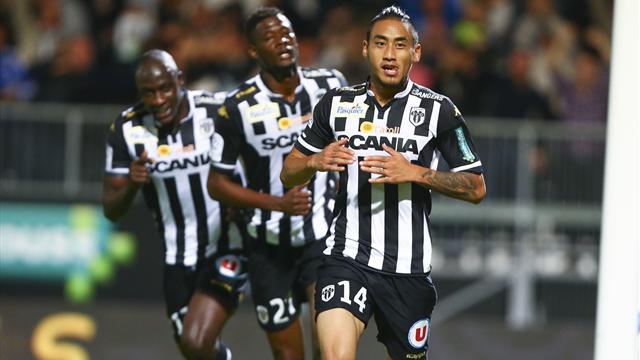 Angers plane toujours et se cale dans la roue du PSG