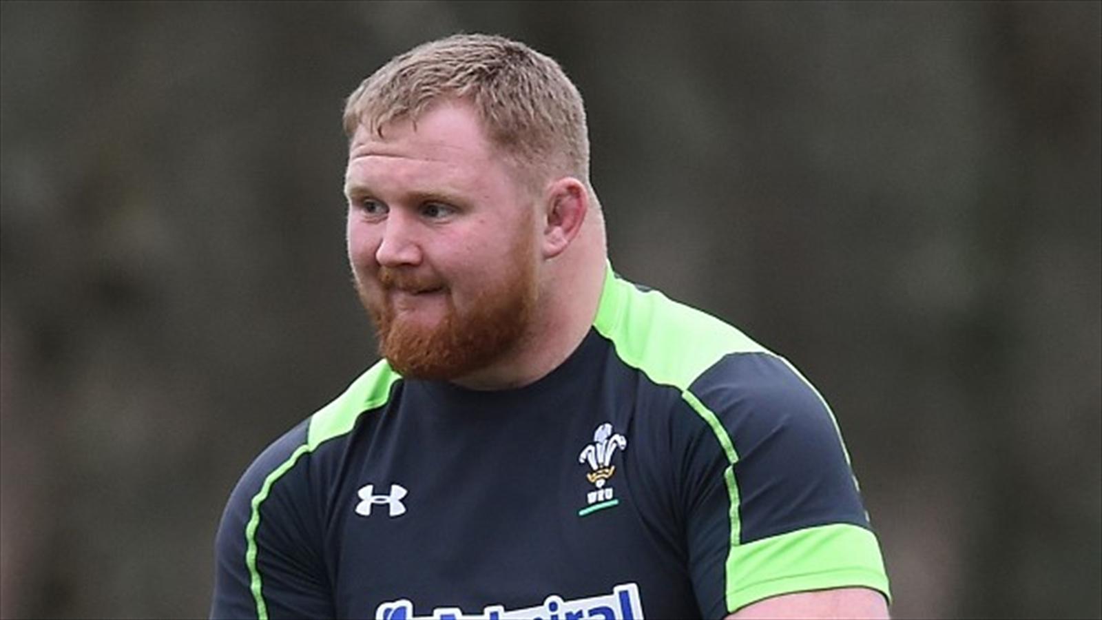 Samson Lee unfazed by talk of ghost sightings at Wales' World Cup hotel