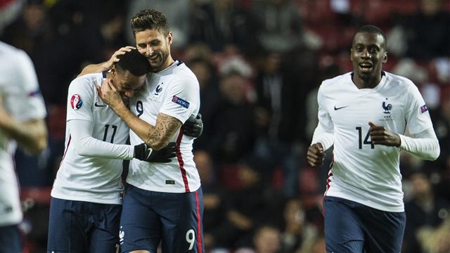 A l'ombre de la légende, les Bleus cherchent des certitudes