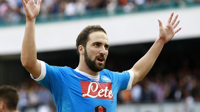 Les meilleurs numéros 9 du monde, Higuain peut les regarder droit dans les yeux