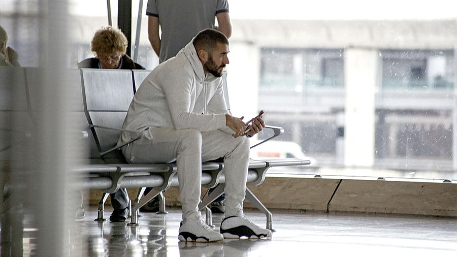 Karim Benzema à l'aeroport de Madrid