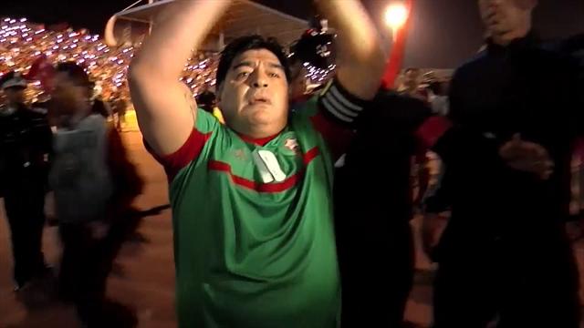 Avec sa patte gauche, Maradona marque encore de beaux buts
