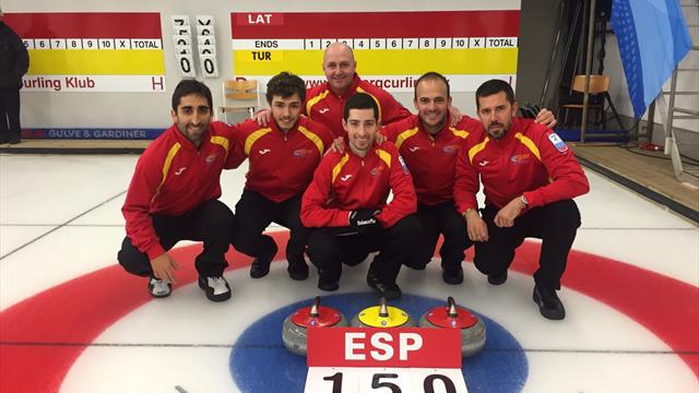 España logra una sufrida y vital victoria ante Estonia