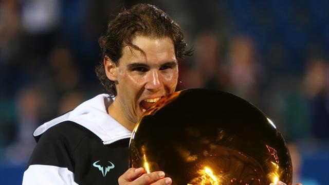 Nadal commence 2016 avec une victoire au tournoi d'exhibition d'Abou Dhabi
