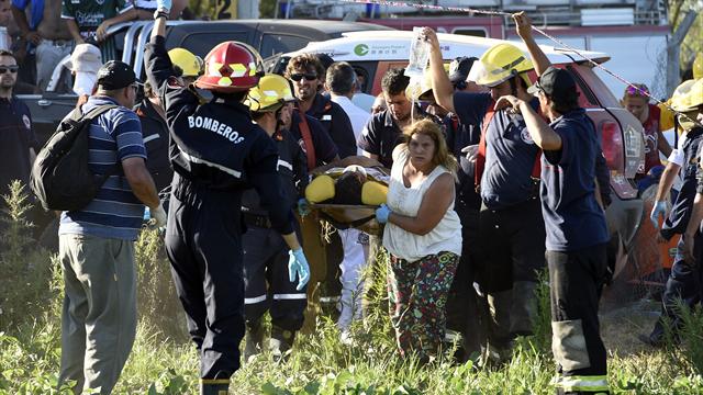 Un garçon de 10 ans et son père grièvement blessés dans un accident lors du prologue