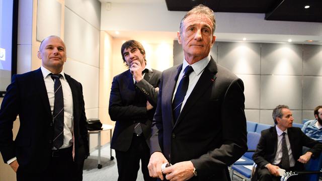 Novès: "Qui je vais installer à la charnière ? Jeff, tu le sais ? "