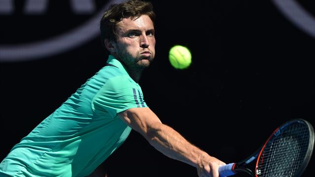 Simon passe à côté des occasions et c'est Monfils qui affrontera Zverev en quarts