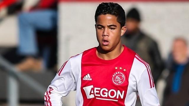 Justin Kluivert'ın ilk lig golü Ajax'a yetmedi
