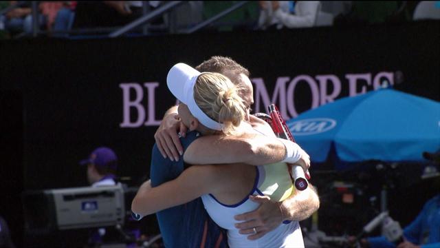 Видео, на котором Веснина и Соарес выигрывают Australian Open, а потом долго обнимаются Видео, на котором Веснина и Соарес выигрывают Australian Open, а потом долго обнимаются