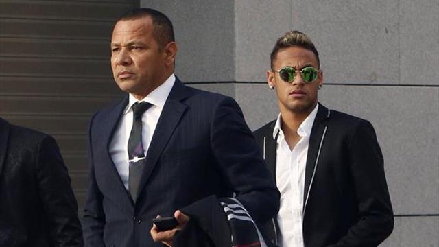 Les Neymar ne sont plus socios de Barcelone