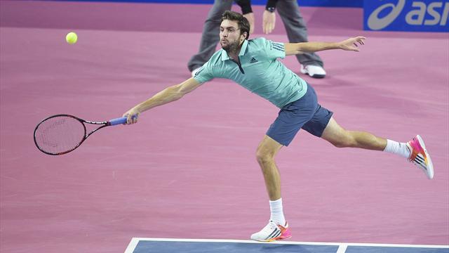 Simon n’a rien pu faire contre les offensives de Brown, Paire passe à côté face à Mathieu