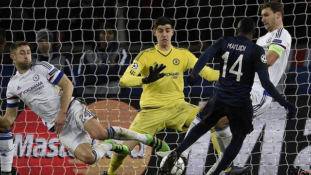 Les notes de Chelsea : Courtois a été immense, pas Hazard