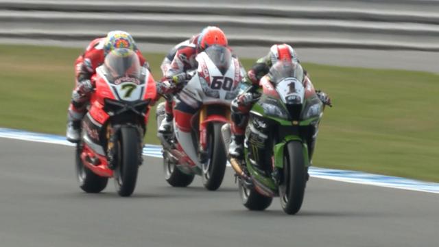 Rea remporte sur le fil la Course 1 à Phillip Island Rea remporte sur le fil la Course 1 à Phillip Island