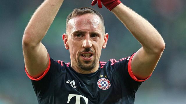 Lundi, Ribéry avait de nouveau fermé la porte aux Bleus