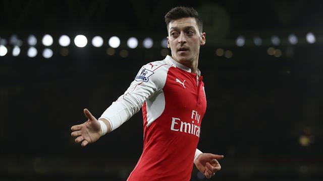 Kanté, Aubameyang, prolonger Özil : le plan d'Arsenal pour la saison prochaine