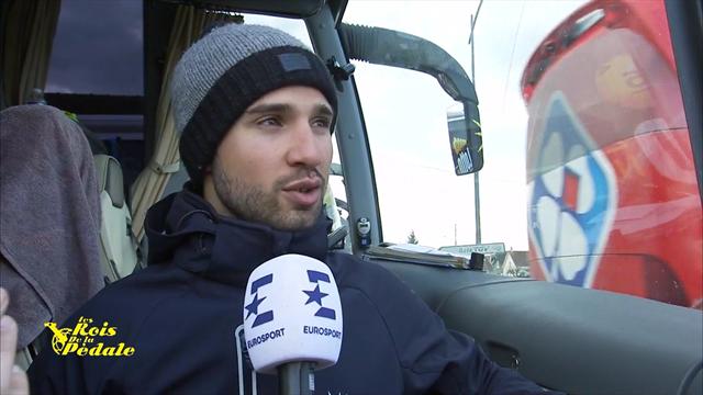 Bouhanni : "Démare me double sur la droite, je suis pris en sandwich et c’est fini" Bouhanni : "Démare me double sur la droite, je suis pris en sandwich et c’est fini"