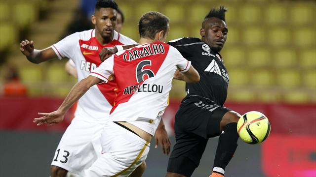 Monaco ouvre la voie au PSG... et s'expose à un retour de Lyon