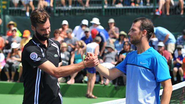 Paire offre une perf’ à Mannarino, Tsonga et Simon évitent le piège